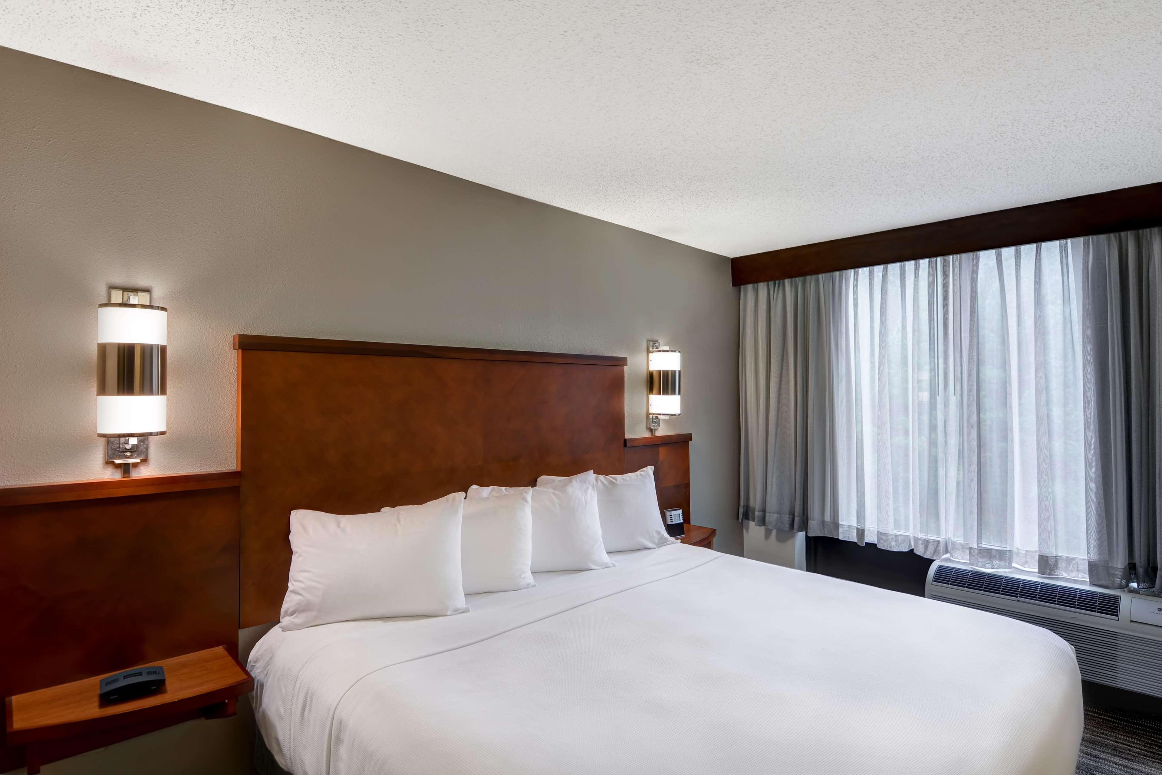 Hyatt Place Birmingham/Гувер Экстерьер фото
