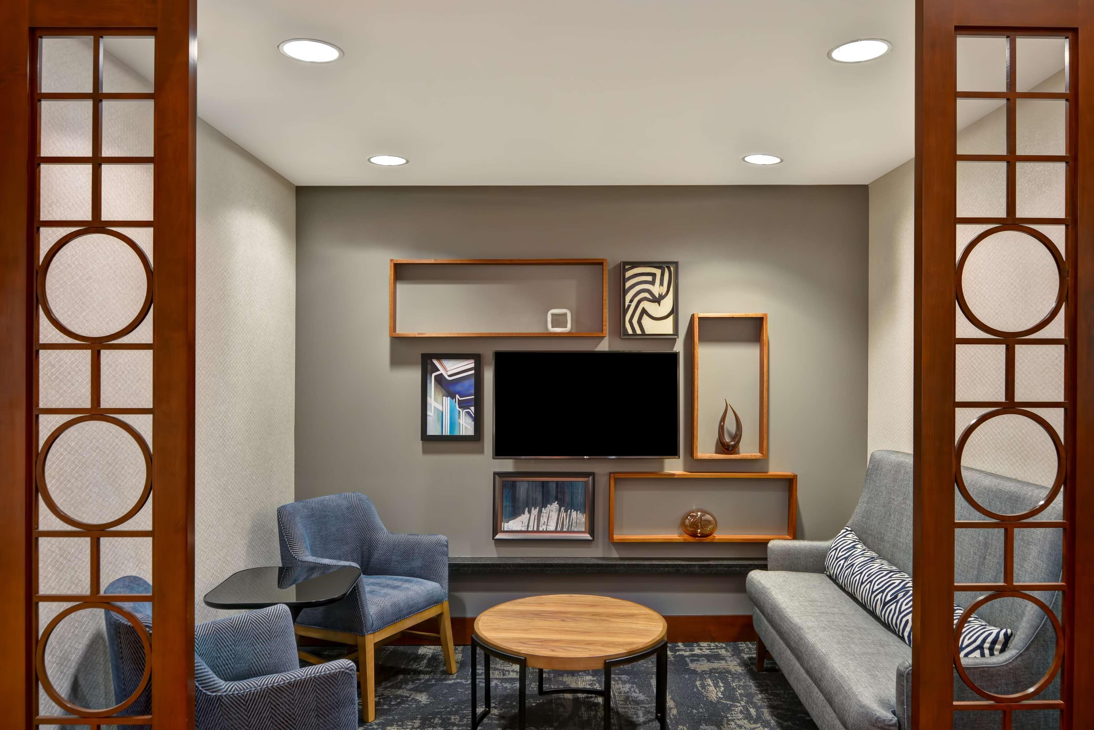 Hyatt Place Birmingham/Гувер Экстерьер фото